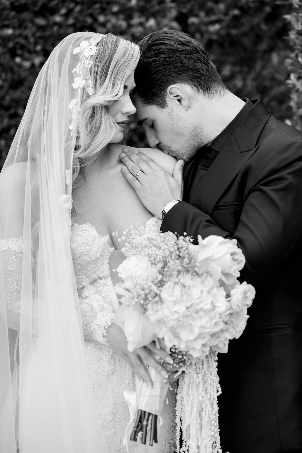 Greg & Micaela, photo 35