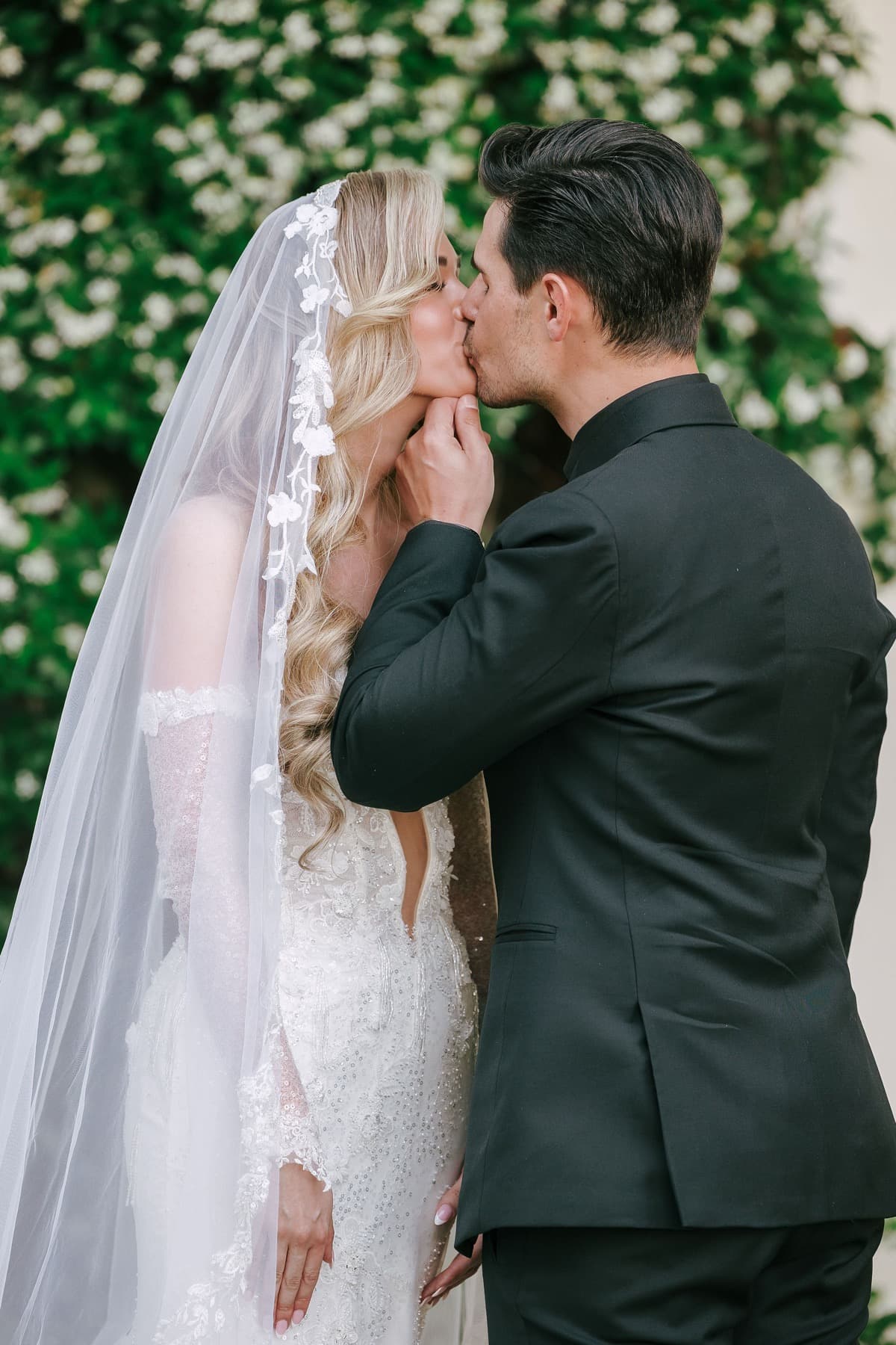 Greg & Micaela, photo 37