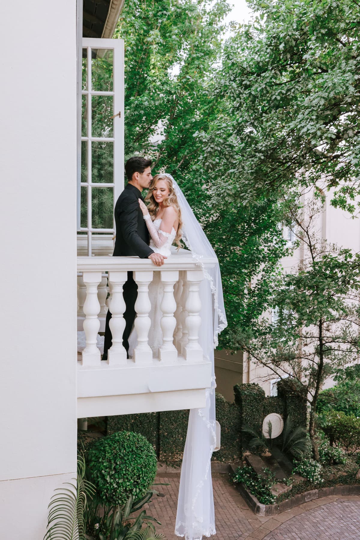 Greg & Micaela, photo 38