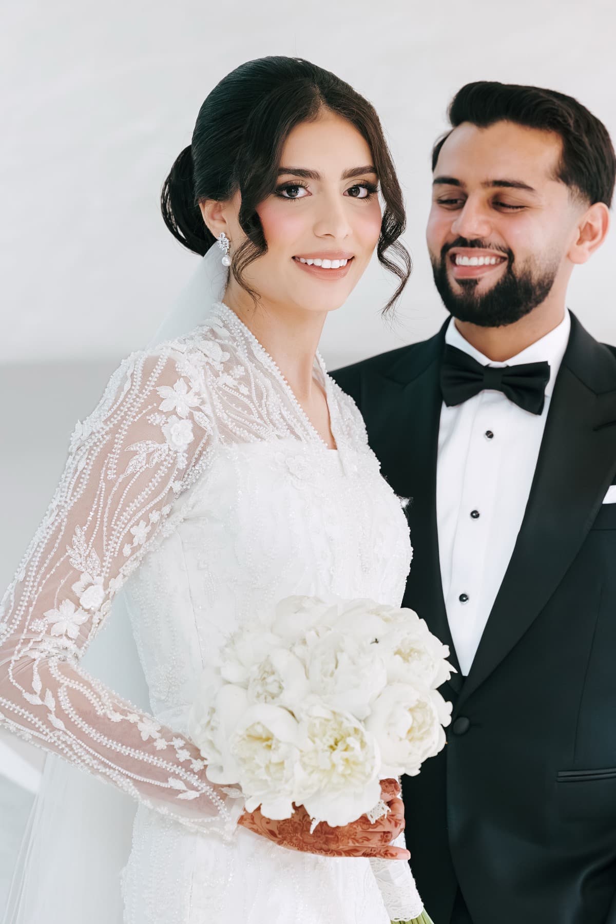 Mohammed & Naazneen, Voltare Gabanna